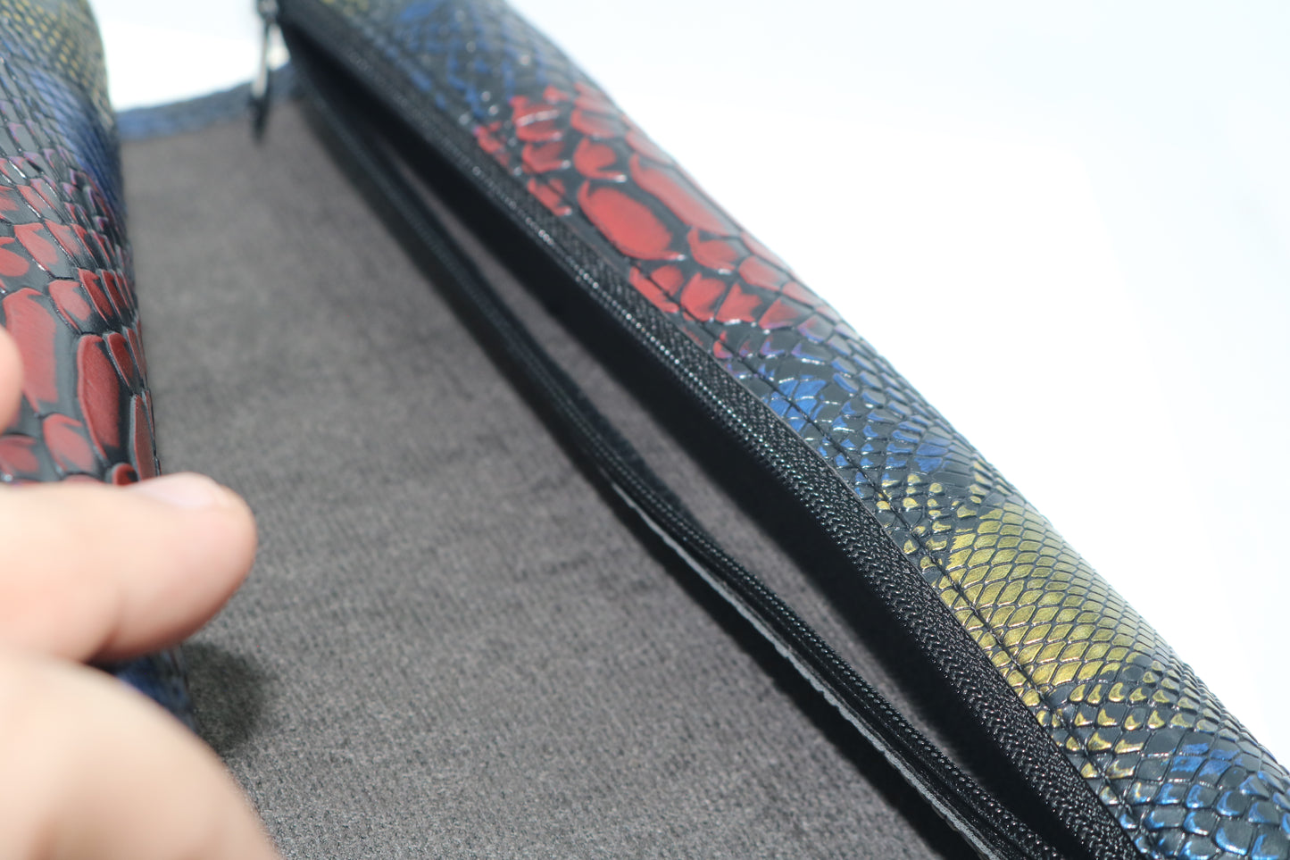 Dragonscale Scroll Case
