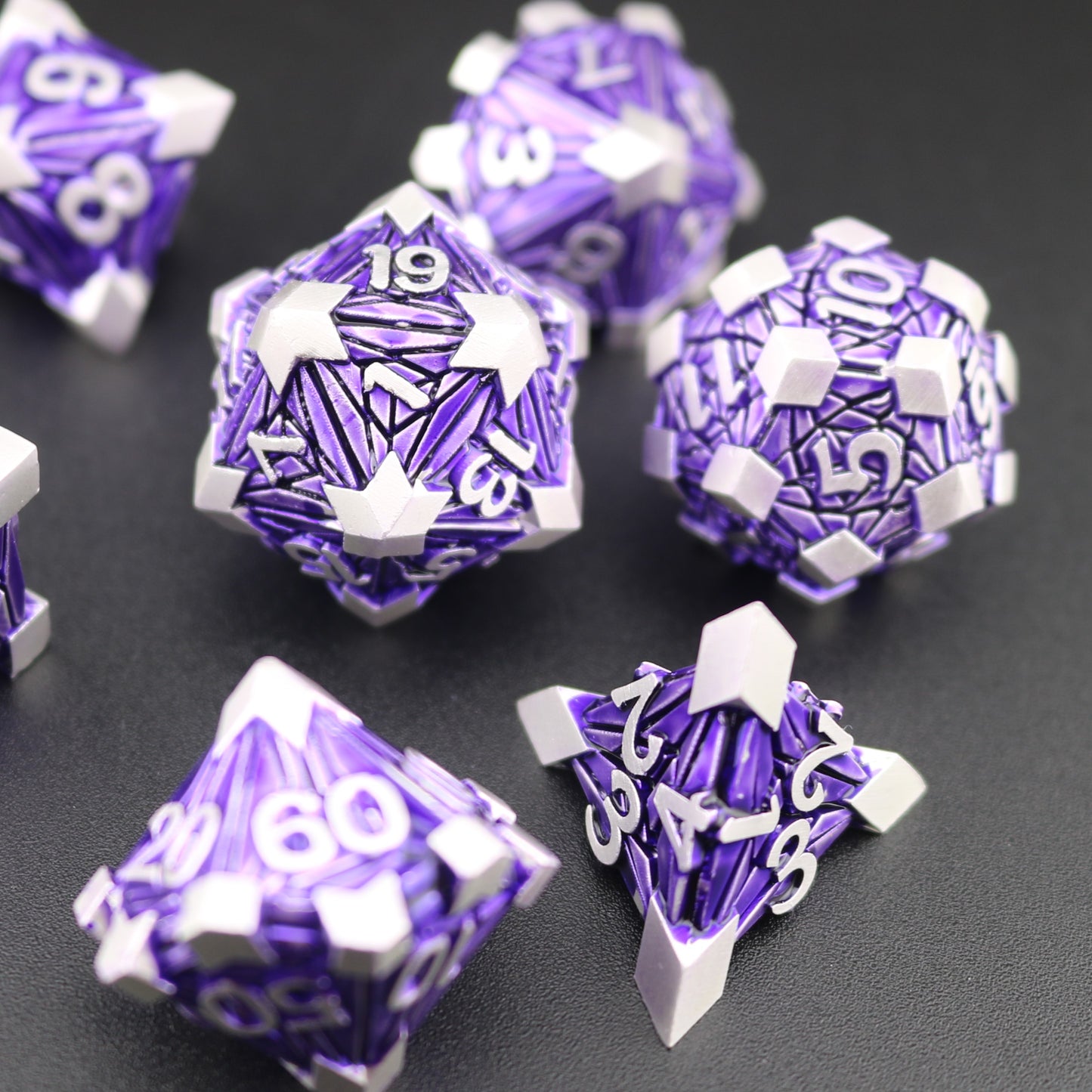 Wyrmscale Dice - Purple and Silver (set of 7)